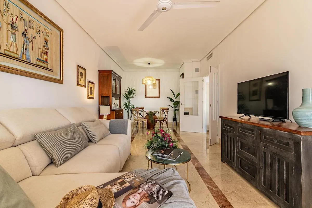 Apartment Tropical Sunset Paradise With Pool And Free Parking Sotogrande