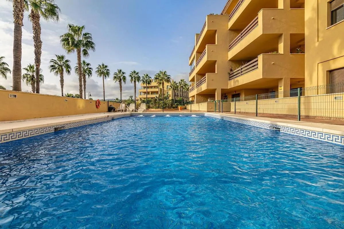 Tropical Sunset Paradise With Pool And Free Parking location