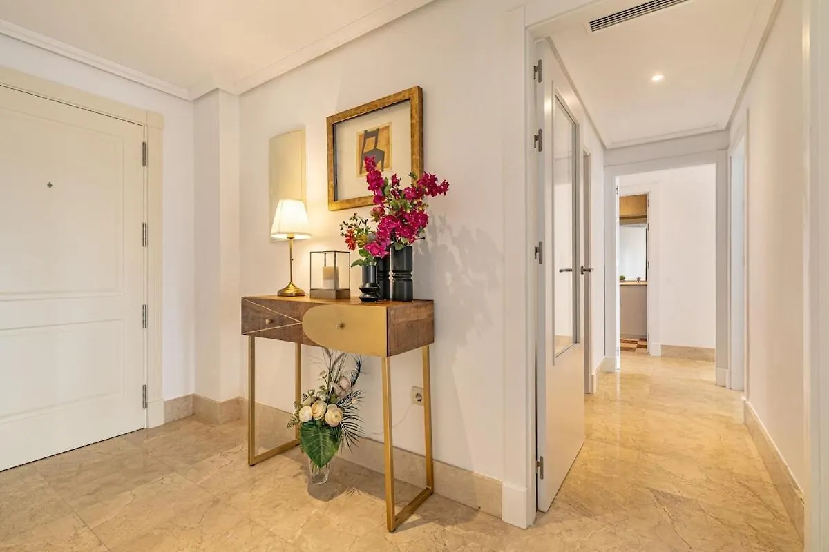 Tropical Sunset Paradise With Pool And Free Parking Sotogrande Apartment